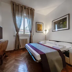 https://classica-suite-milano.italymilanhotels.net